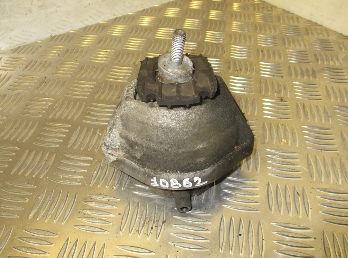 BMW 5 (E60 / E61) Engine Mount left