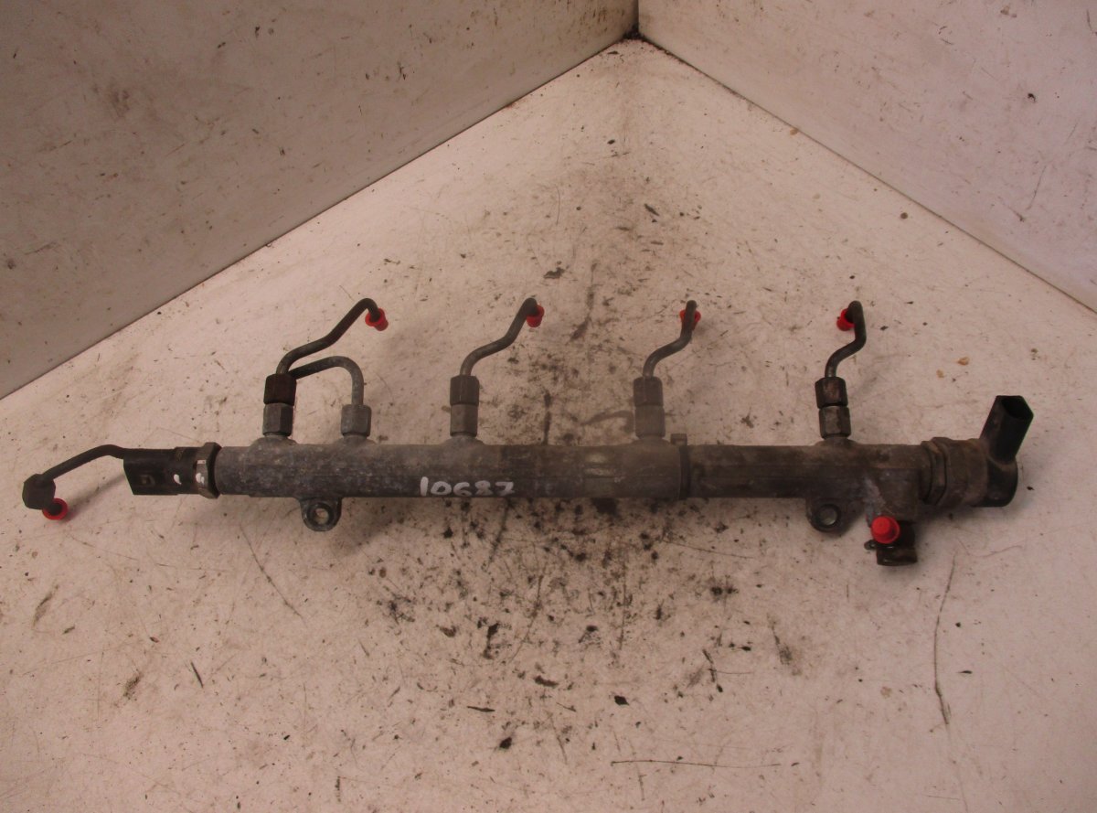 Mercedes-Benz Viano / Vito (W639) Fuel Distributor / fuel rail MERCEDES-BENZ VITO / VIANO (W639) (2003-2014) F...