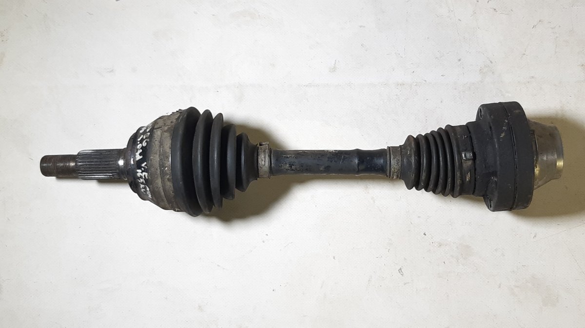 Volkswagen Touareg Driveshaft — front left Driveshaft — front left — VW TOUAREG I (7L) (20...
