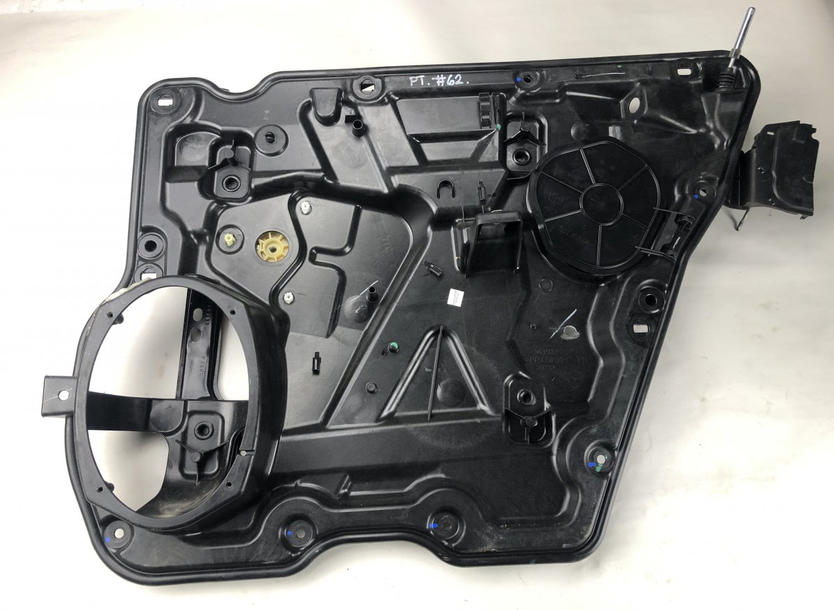 Dodge Journey Window Regulator mechanism rear right DODGE JOURNEY (2008-2020) Window Regulator mech...