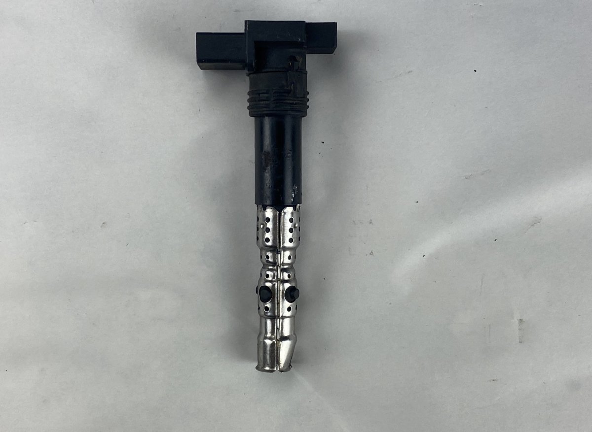 Volkswagen Polo süütepool VW POLO IV (9N) (2001-2009) Ignition Coil 03D90...
