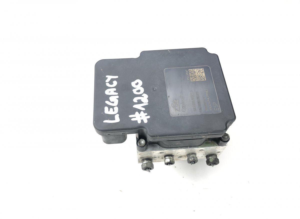 Subaru Legacy ABS hydraulic unit / pump ABS hydraulic unit / pump — SUBARU LEGACY V / O...
