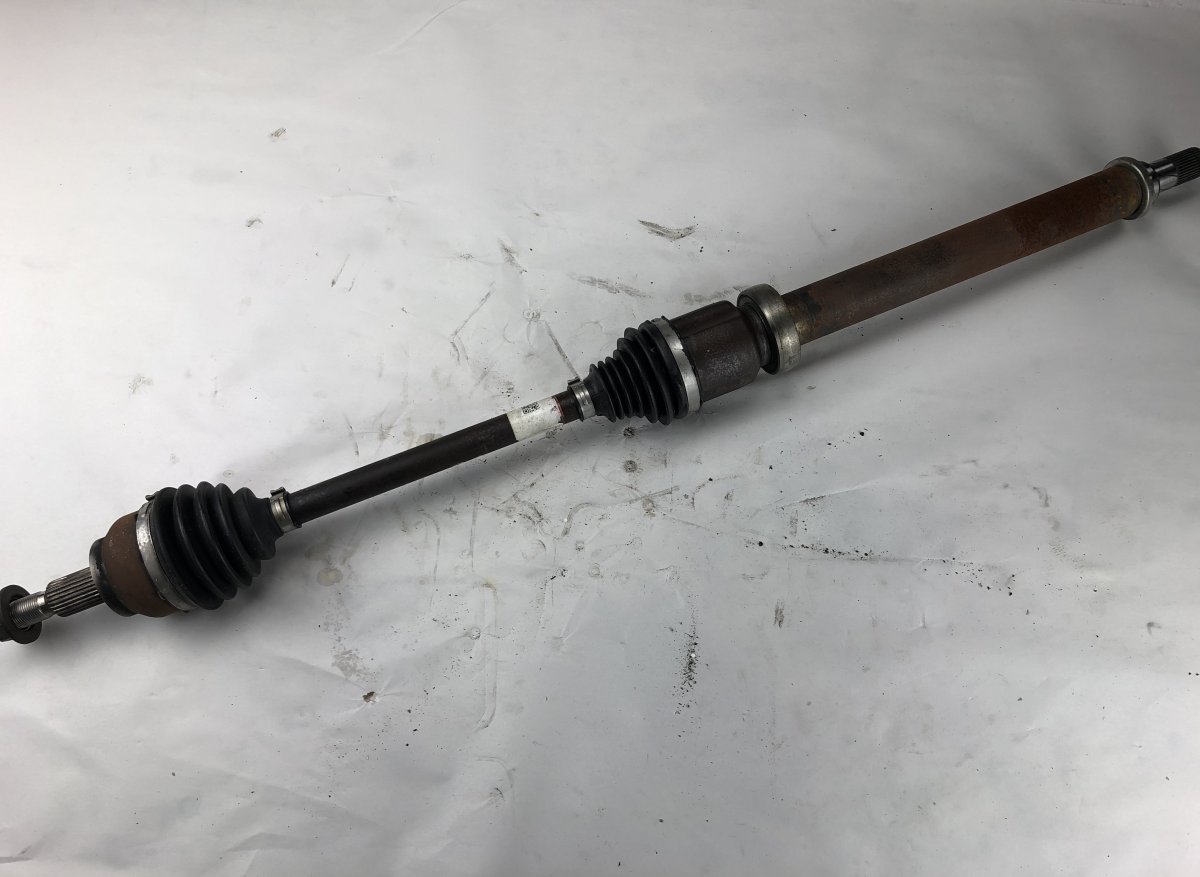 Ford Focus Driveshaft — front right Driveshaft — front right — FORD FOCUS III (2010...