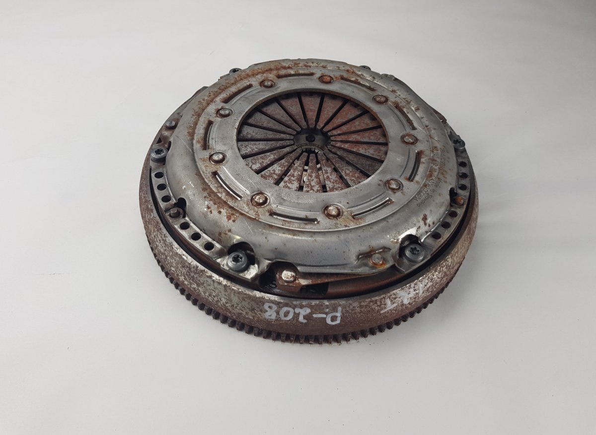 Peugeot 208 Clutch set PEUGEOT 208 I (A9) (2012-2019) Clutch set 96860...