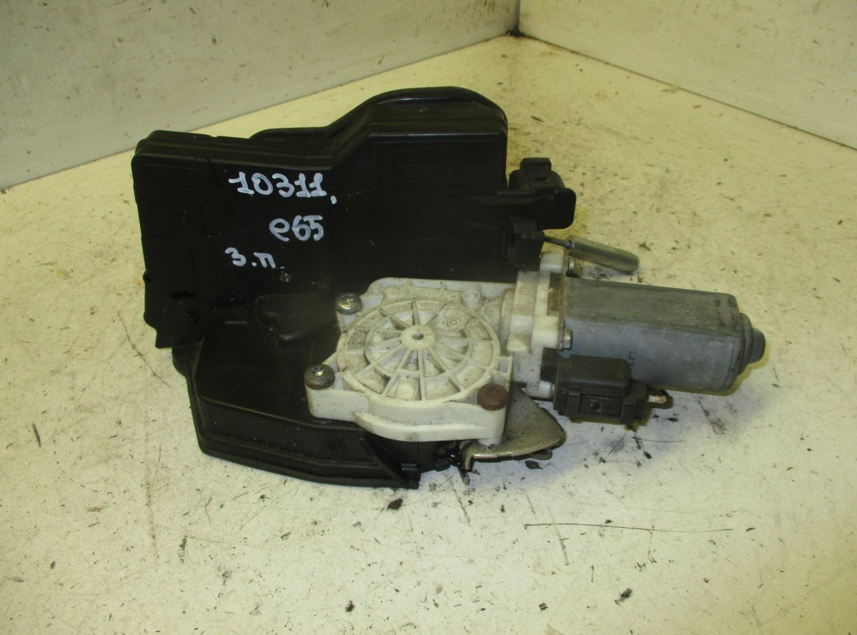 BMW 7 (E65 / E66 / E67 / E68) Door Lock Rear Right BMW 7 (E65, E66) (2001-2009) Door Lock Rear Rig...