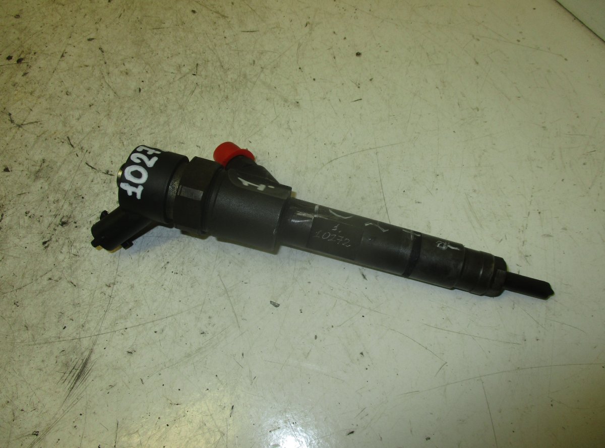 Nissan Primera Fuel Injector Fuel injector — NISSAN PRIMERA (P12) (2002-2008...