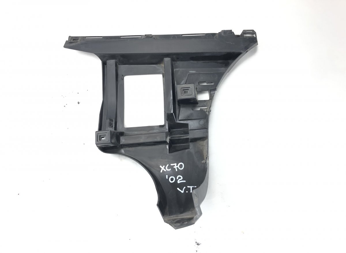 Volvo V70 Rear bumper Carrier holder on fender left VOLVO V70 II / XC70 I (P80) (2000-2007) Rear bu...