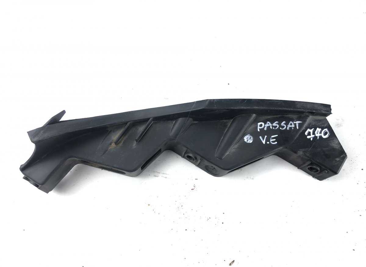 Volkswagen Passat Headlight Mounting Left VW PASSAT B6 (3C) (2005-2010) Headlight Mountin...