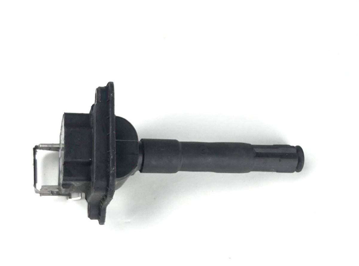 Volkswagen Passat ignition coil VW PASSAT B5 (3B2) (1996-2000) Ignition Coil 05...