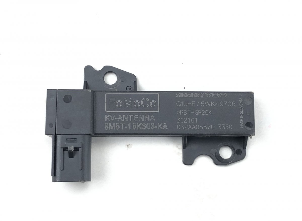 Ford Focus Aerial amplifier / control unit