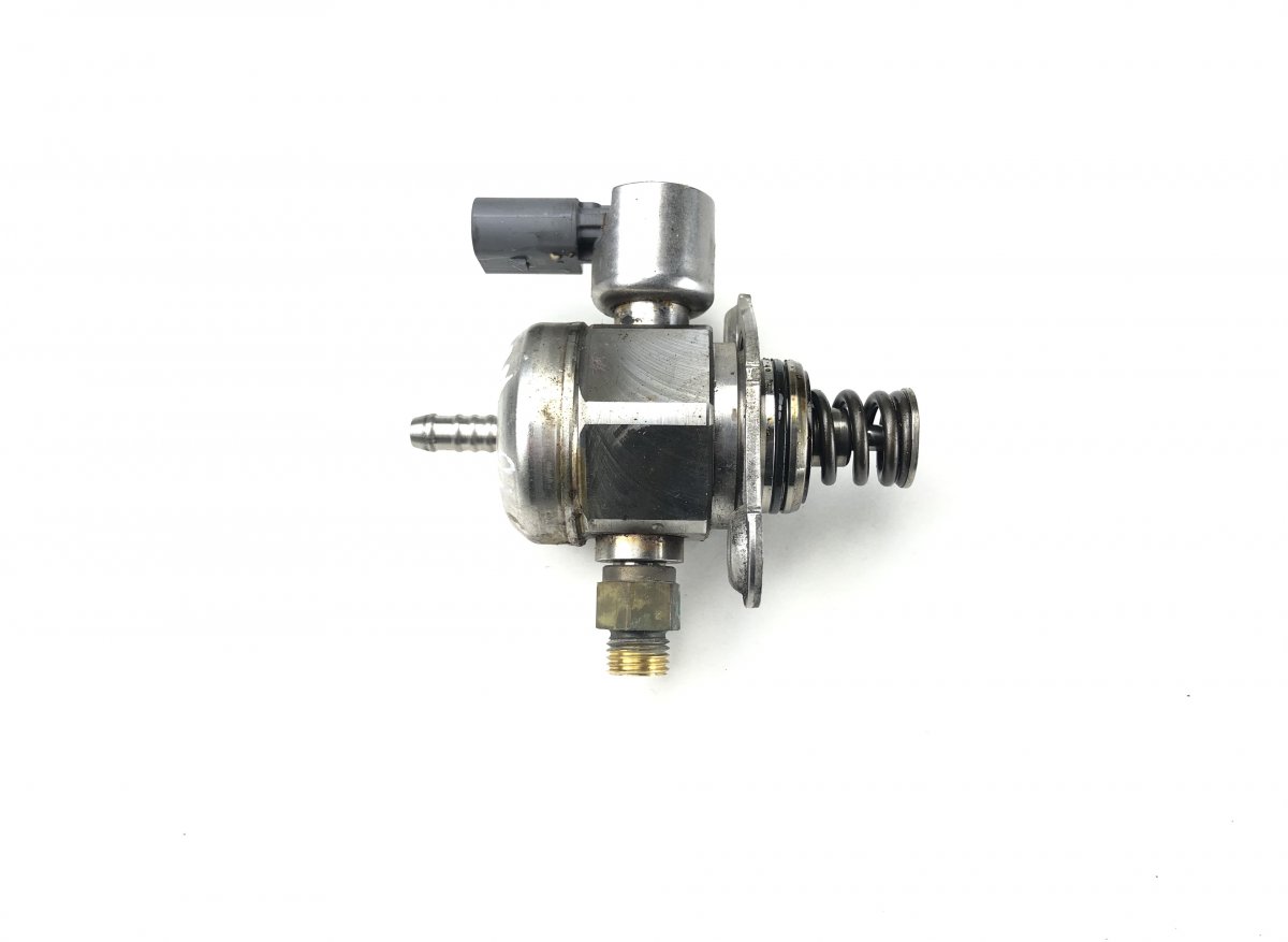Volkswagen Tiguan High pressure pump, petrol VW TIGUAN I (5N) (2007-2018) High pressure pump...