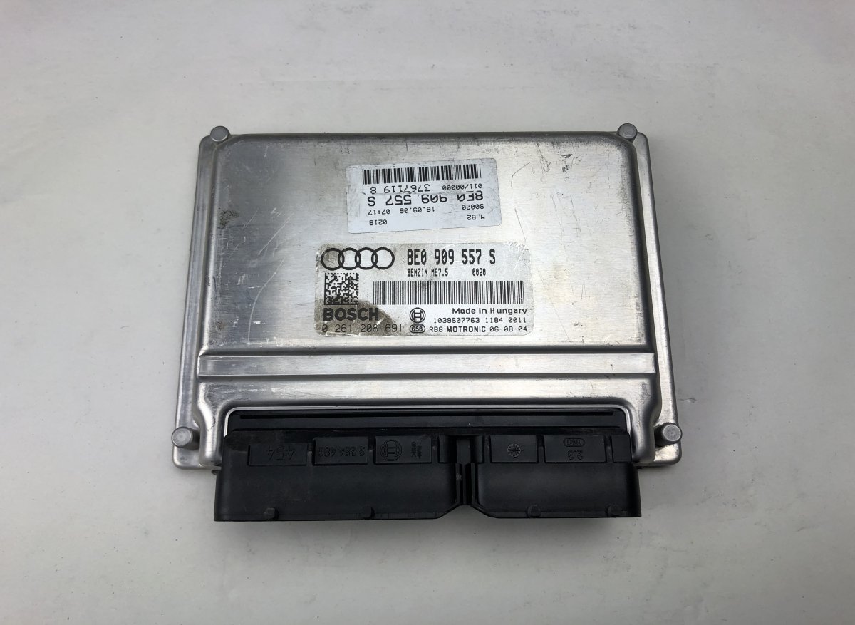 Audi A4 (B6) Engine control unit (ECU) Engine control unit (ECU) — AUDI A4 (B7) (2004-...