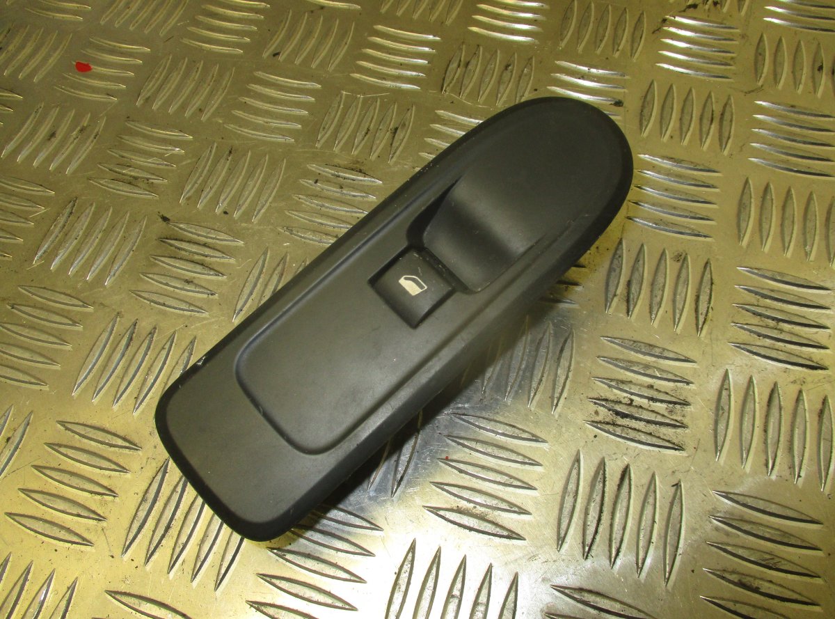 Citroen C5 Switch For Electric Windows Front Right CITROËN C5 II (2008-2019) Switch For Electric W...