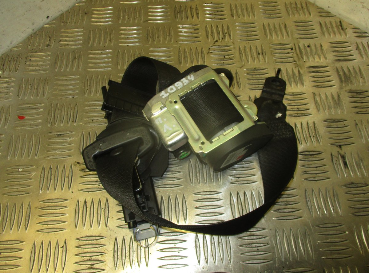 Mercedes-Benz CLS (C219) Seat Belt Front Left MERCEDES-BENZ CLS (C219) (2004-2010) Seat Belt ...