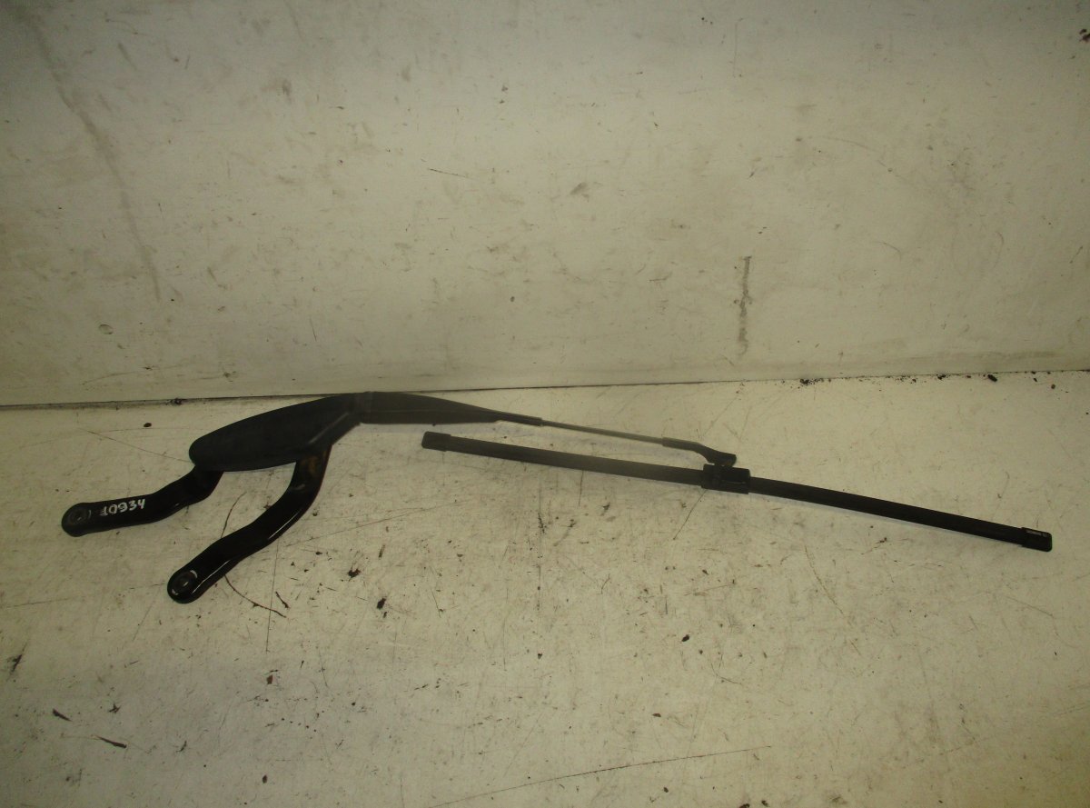 Mercedes-Benz CLS (C219) Windscreen Wiper Arm Right MERCEDES-BENZ CLS (C219) (2004-2010) Windscreen...