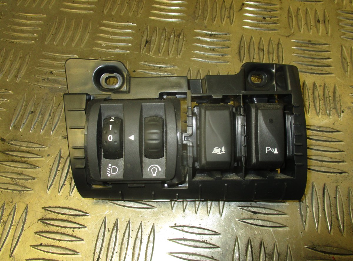 Renault Trafic Headlight Switch RENAULT TRAFIC III (JG, EG, FG) (2014-) Headlig...