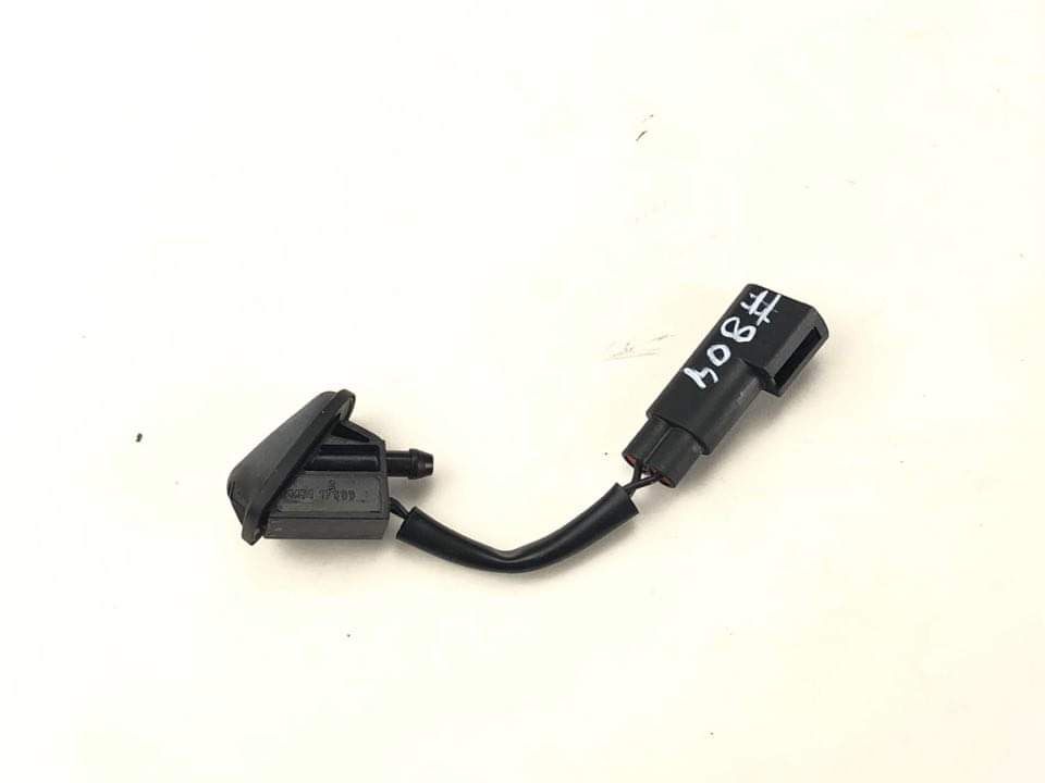 Ford Focus Windscreen washer nozzle right FORD FOCUS III (2010-2018) Windscreen washer no...