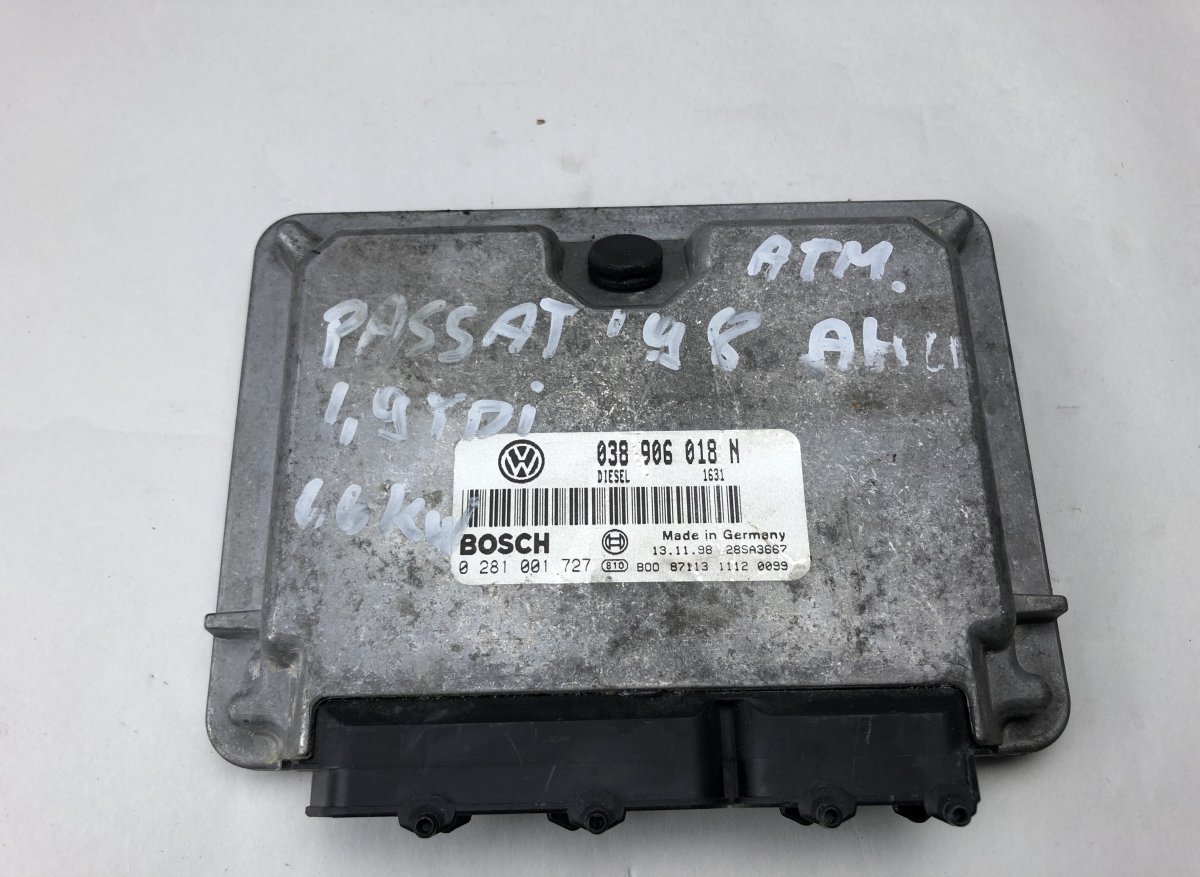 Volkswagen Passat Engine Control Unit / module (ECU) VW PASSAT B5 (3B2) (1996-2000) Engine Control U...