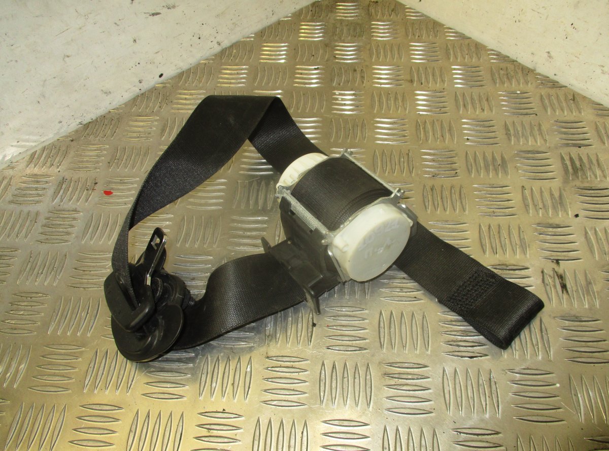 BMW 3 (E46) Seat Belt Front Left BMW 3 (E90, E91, E92, E93) (2005-2011) Seat Bel...
