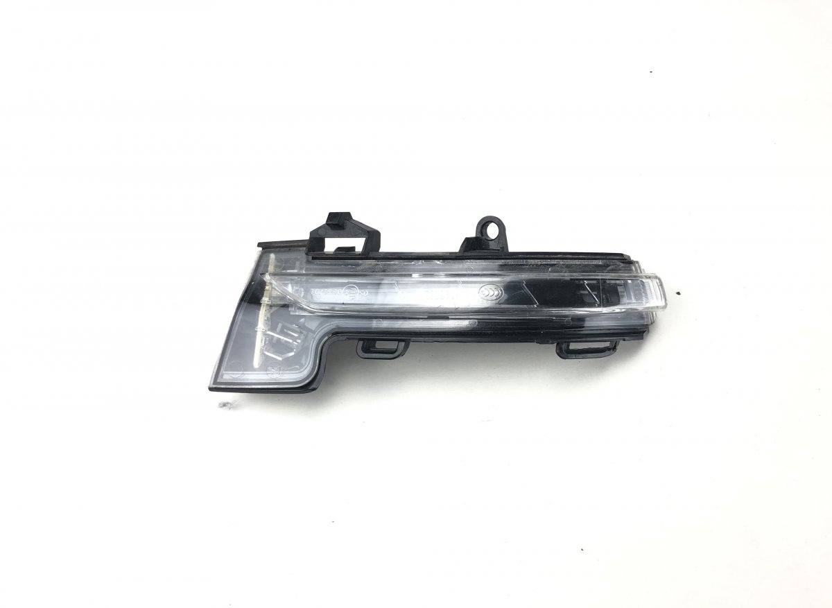 Skoda Octavia зеркало (правое) SKODA OCTAVIA III (5E) (2012-2019) Mirror right...