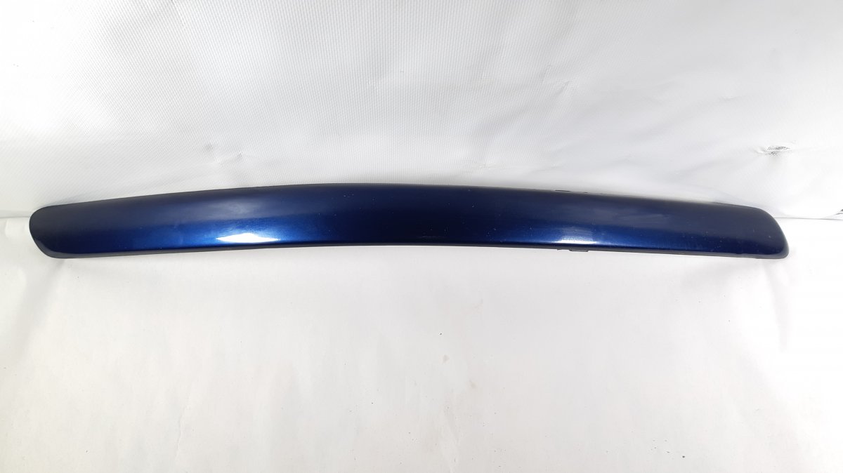 Toyota Avensis (T25) Front Bumper Moulding Right Front Bumper Moulding Right — TOYOTA AVENSIS (T...