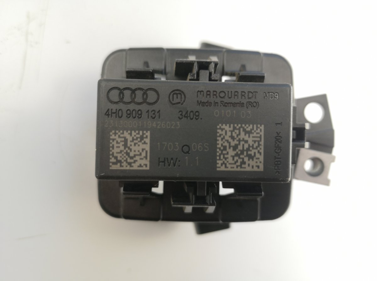 Audi A6 (C7) KEYLESS GO control unit AUDI A6 / A6 ALLROAD (C7, 4G) (2010-2018) KEYLE...