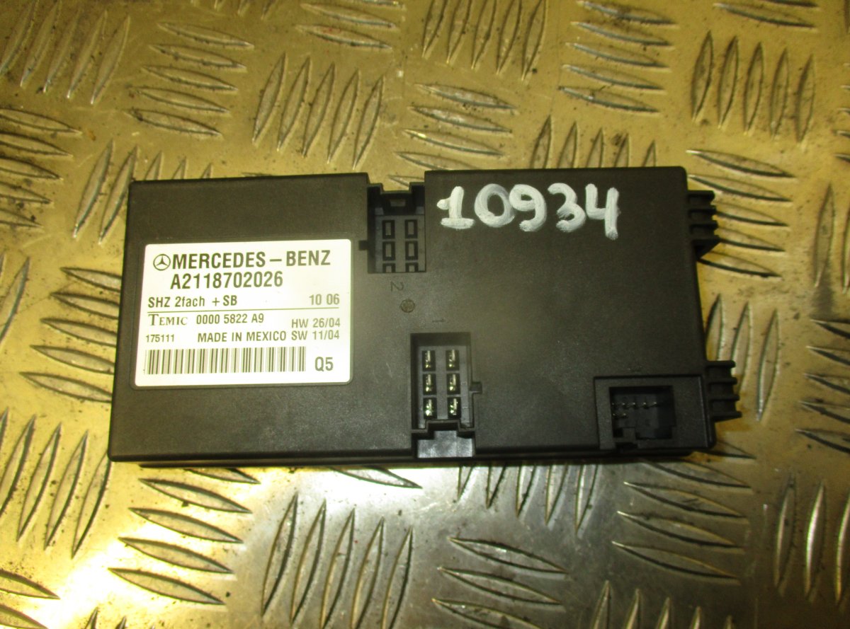 Mercedes-Benz CLS (C219) Seat heating control unit MERCEDES-BENZ CLS (C219) (2004-2010) Seat heati...