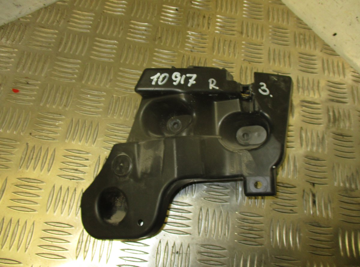 Renault Talisman Rear bumper Carrier holder on fender right