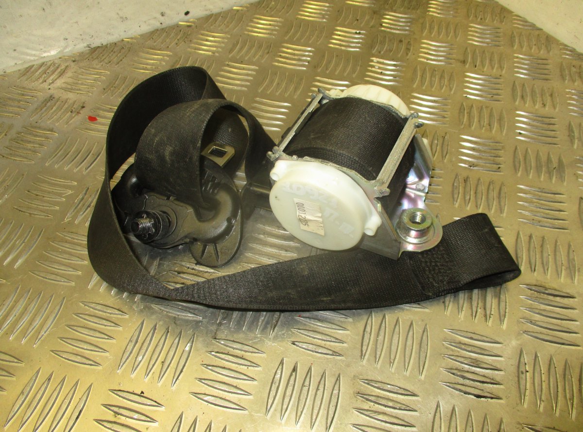 BMW 3 (E46) Seat belt — front right Seat belt — front right — BMW 3 (E90, E91, E92,...
