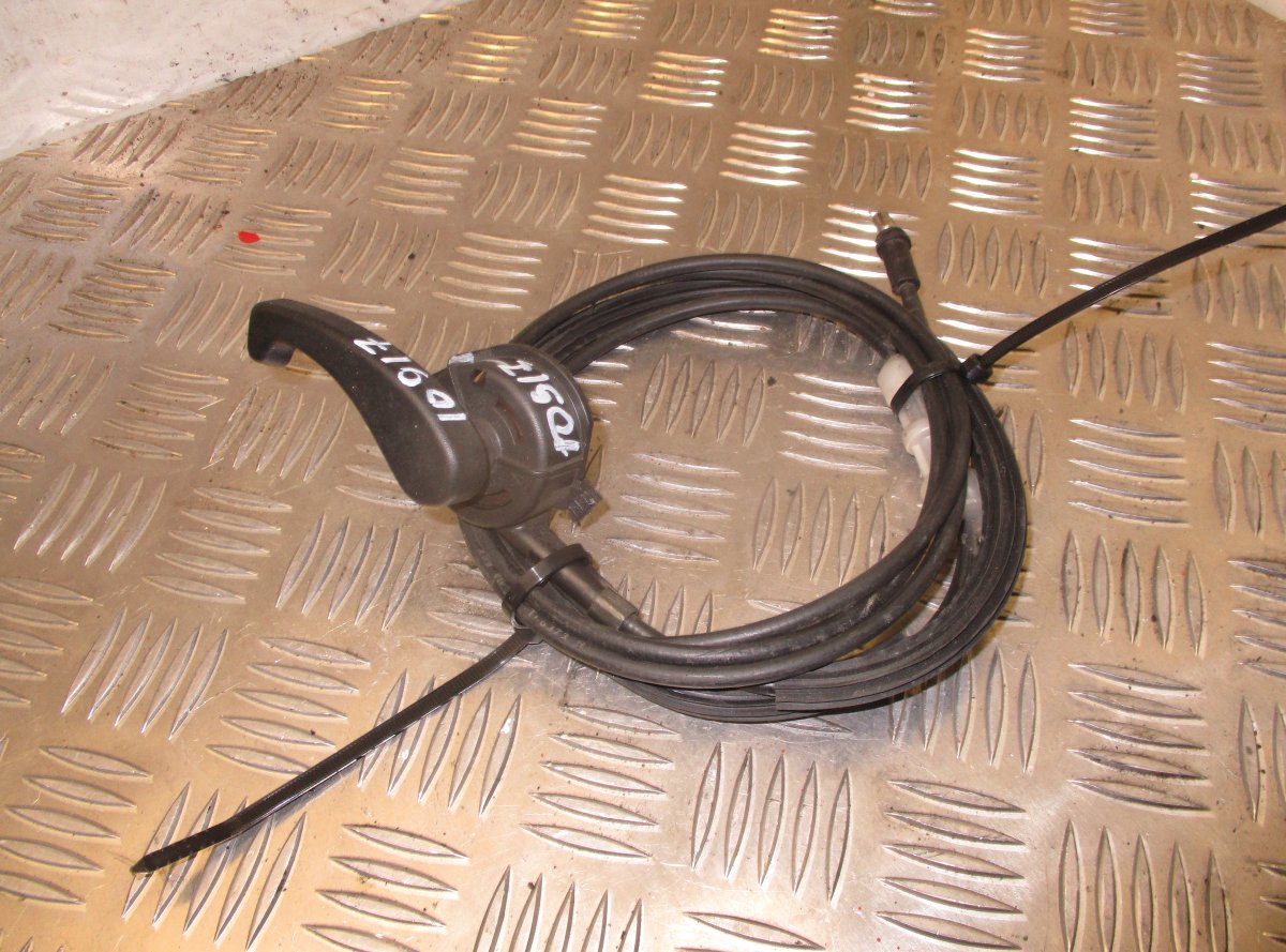 Renault Talisman Bonnet release handle / switch in cabin