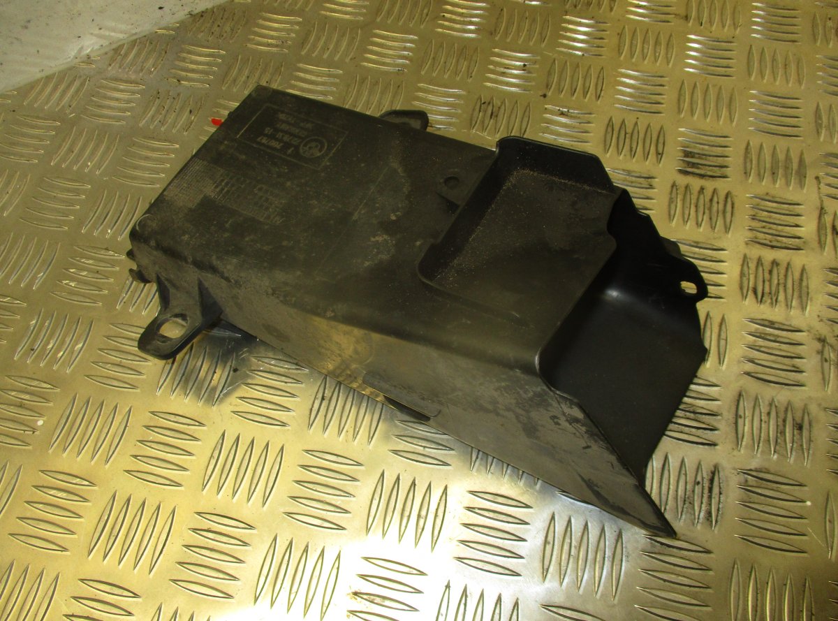 BMW 5 (F10 / F11) Air duct front left