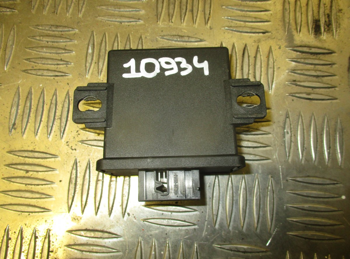 Mercedes-Benz CLS (C219) Headlights Relay MERCEDES-BENZ CLS (C219) (2004-2010) Headlights...