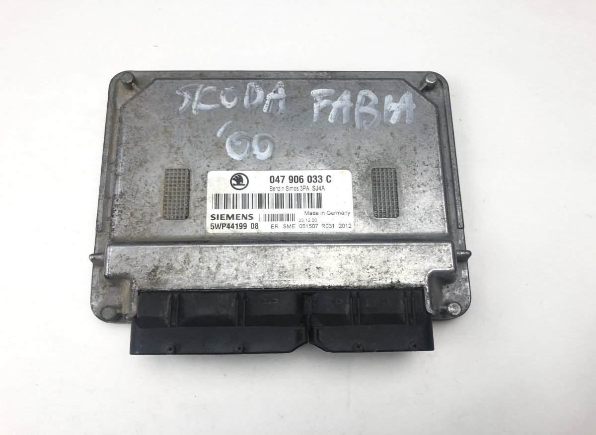 Skoda Fabia Engine Control Unit / module (ECU) SKODA FABIA I (6Y) (1999-2008) Engine Control U...