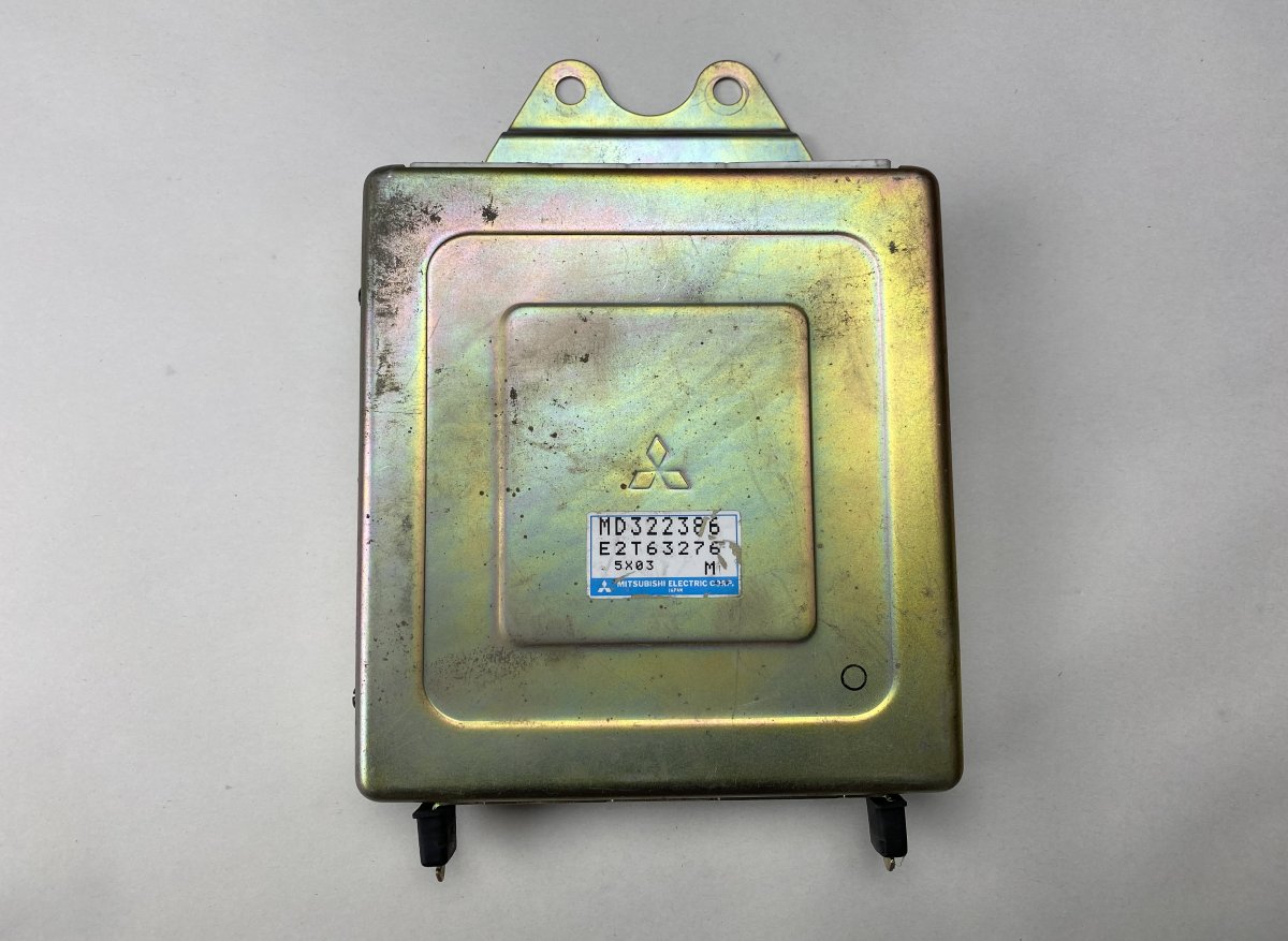 Mitsubishi Carisma Engine control unit (ECU) Engine control unit (ECU) — MITSUBISHI CARISMA ...