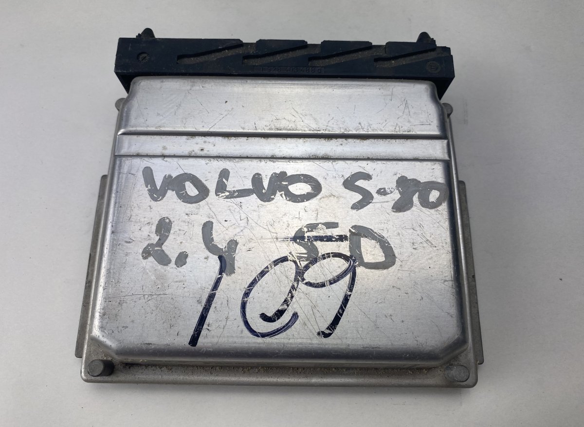 Volvo S80 Engine Control Unit / module (ECU) VOLVO S80 I (TS, XY) (1998-2006) Engine Control...