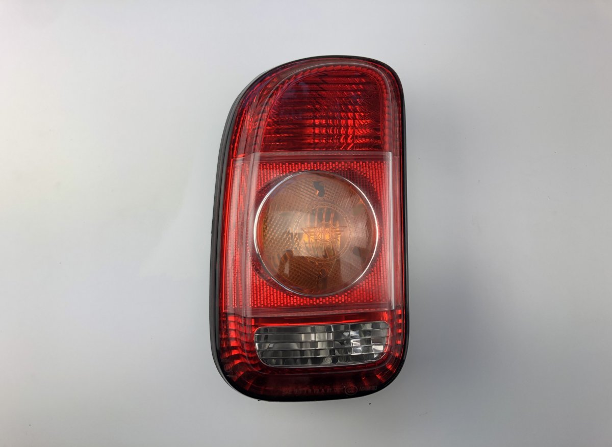 Mini One, Cooper, Clubman (R55 - R59) tail light left MINI MINI CLUBMAN I (2007-2014) Tail light left...