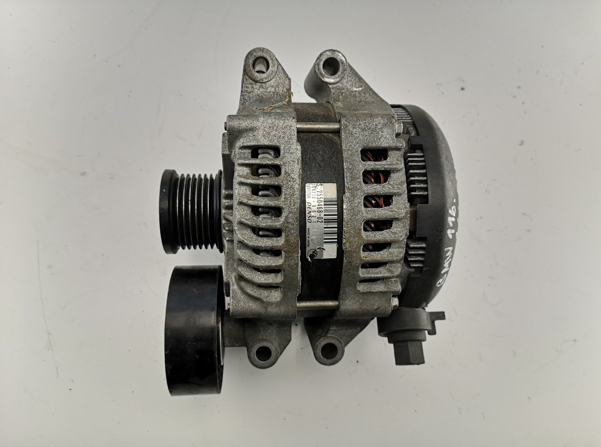 BMW 1 (E81 / E82 / E87 / E88) Alternator Alternator — BMW 1 (E81, E82, E87, E88) (2003-2...