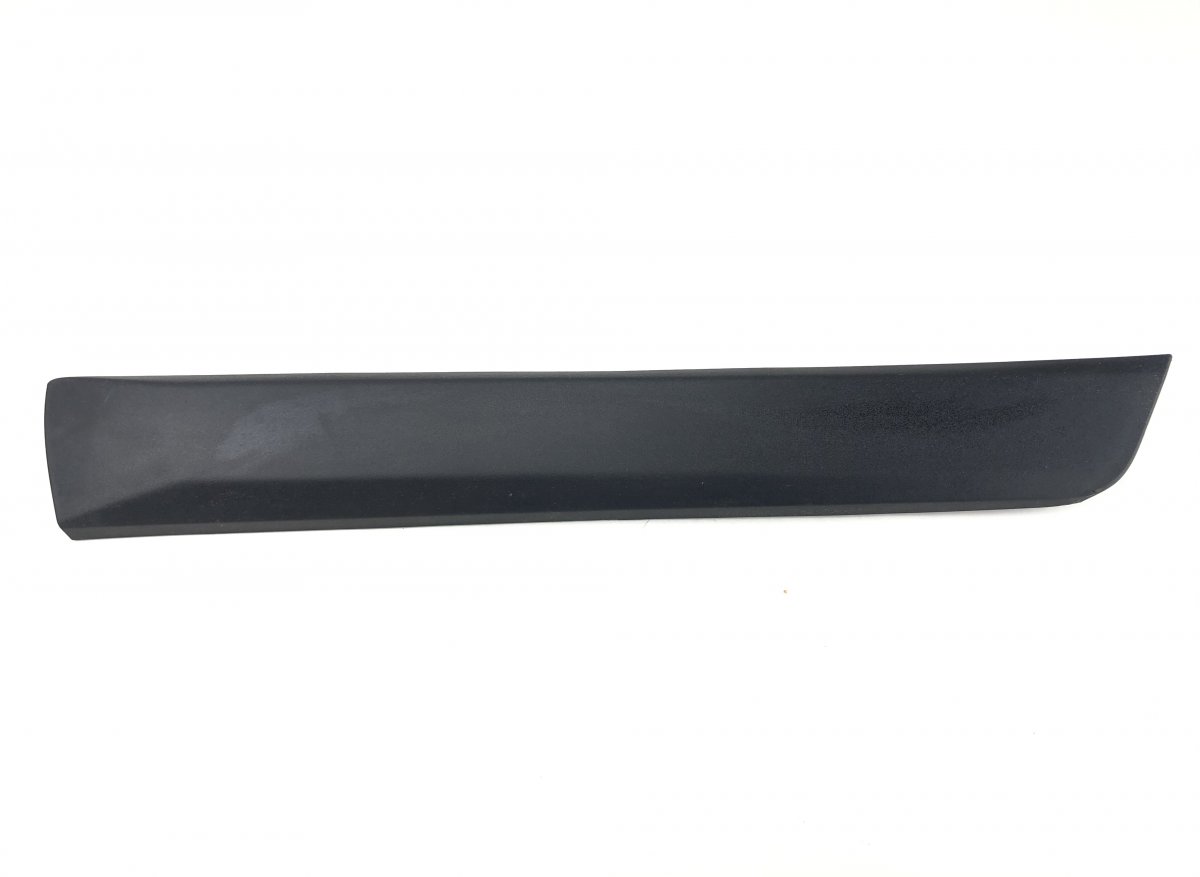 Volvo XC60 Door lower moulding rear left VOLVO XC60 I (2009-2017) Door lower moulding re...