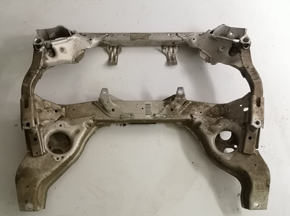 BMW X1 (E84) Front Axle Beam BMW X1 (E84) (2009-2015) Front Axle Beam 465277...