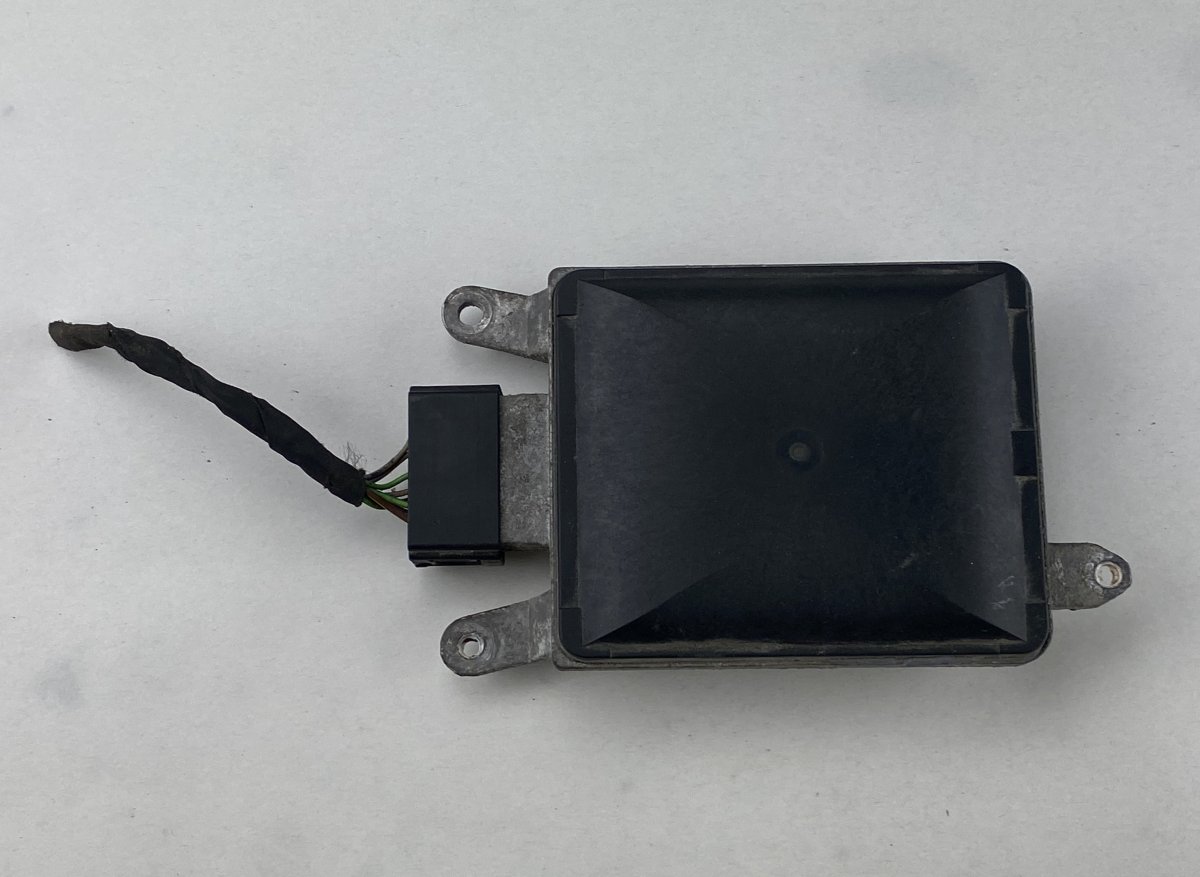 BMW 5 (F10 / F11) BLIND SPOT radar sensor