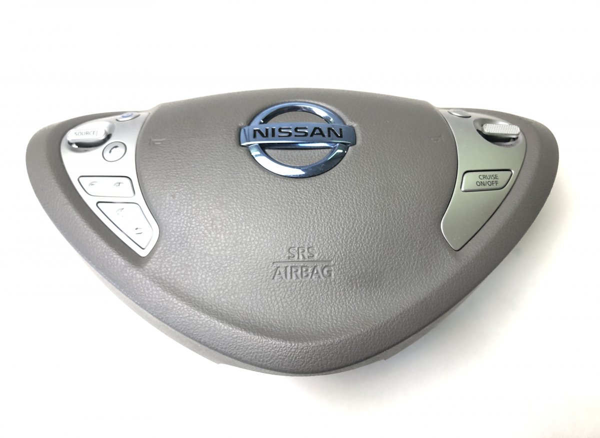 Nissan Leaf Steering Wheel Airbag Steering wheel airbag — NISSAN LEAF I (ZE0) (20...