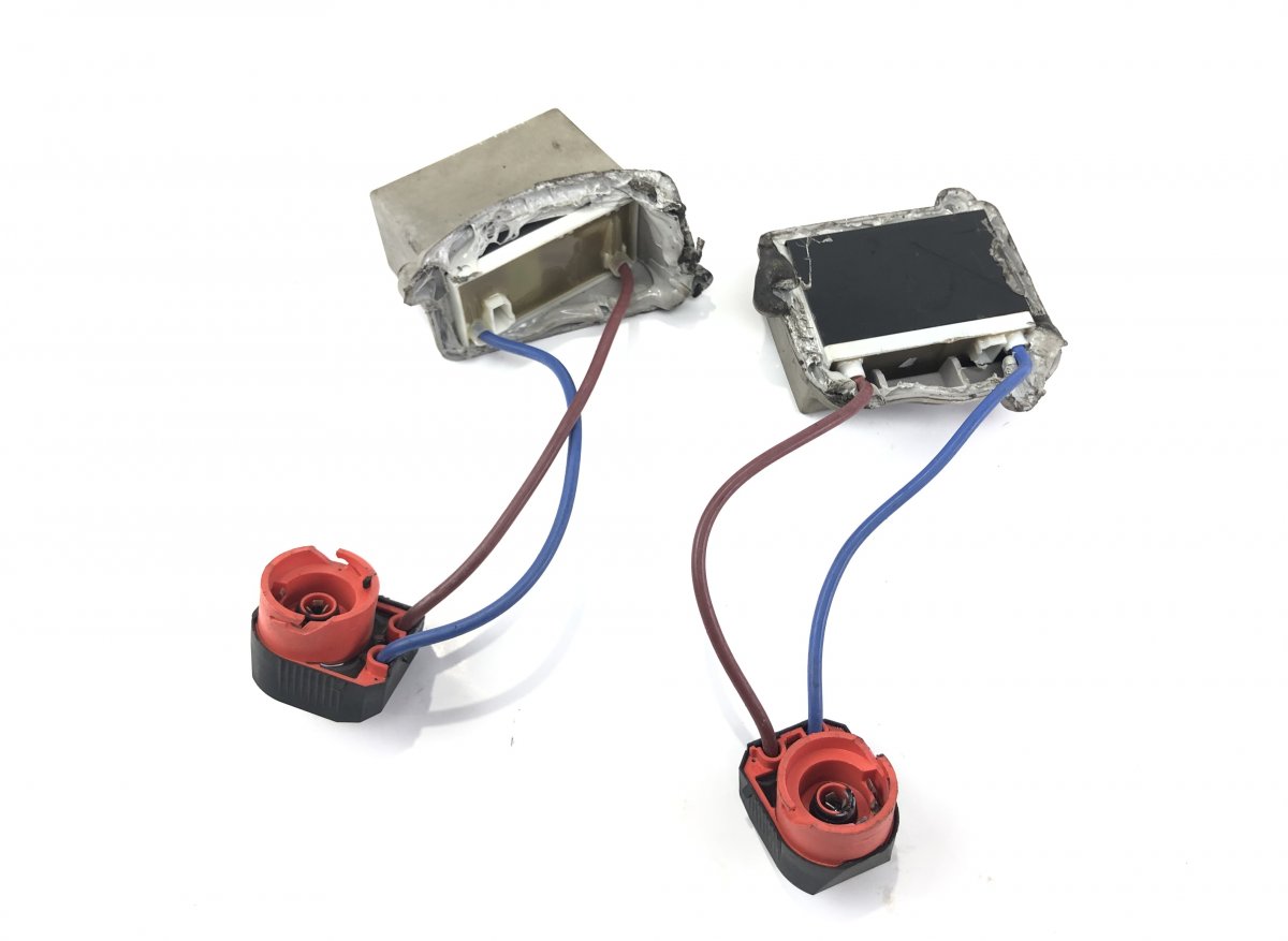 Mercedes-Benz 280SL - 600SL / SL (R129) Xenon control unit left MERCEDES-BENZ S-CLASS (W220) (1998-2005) Xenon ...