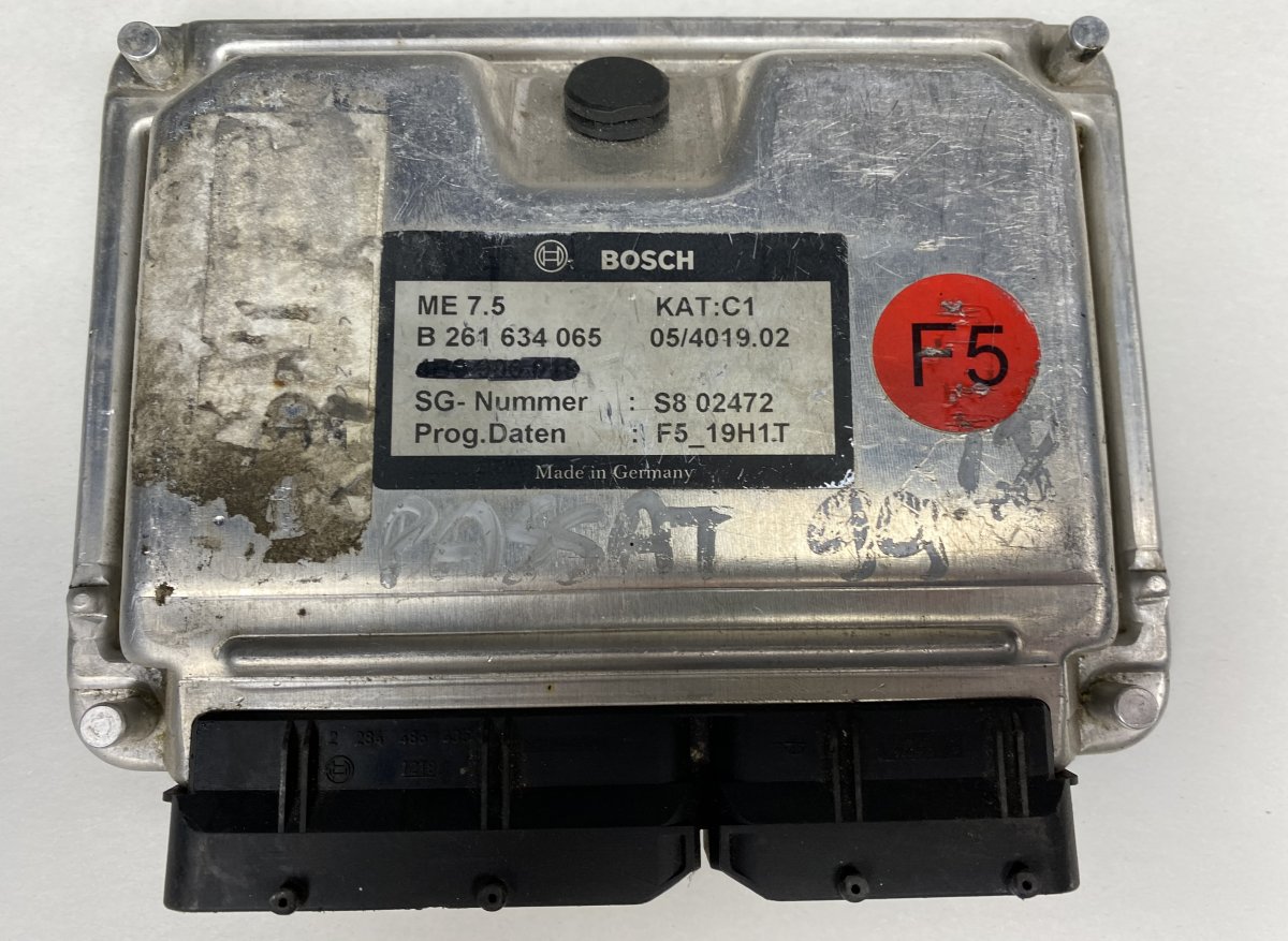 Volkswagen Passat Engine control unit (ECU)
