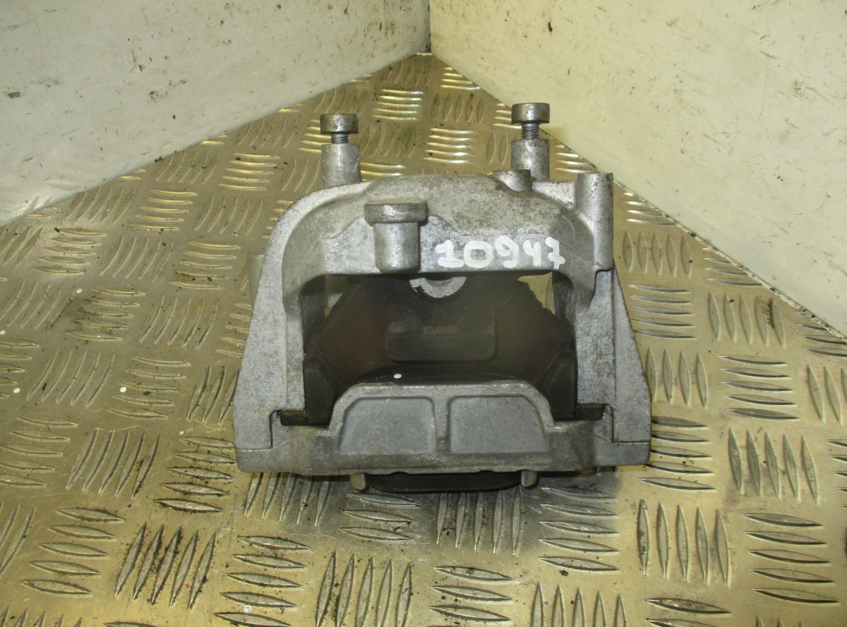 Volkswagen Golf 5 Engine Mount right VW GOLF VI (5K) (2008-2013) Engine Mount right ...