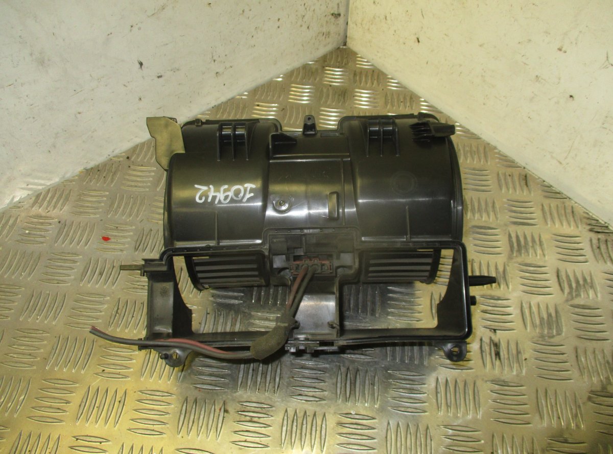 Renault Trafic Heater Fan RENAULT TRAFIC III (JG, EG, FG) (2014-) Heater ...