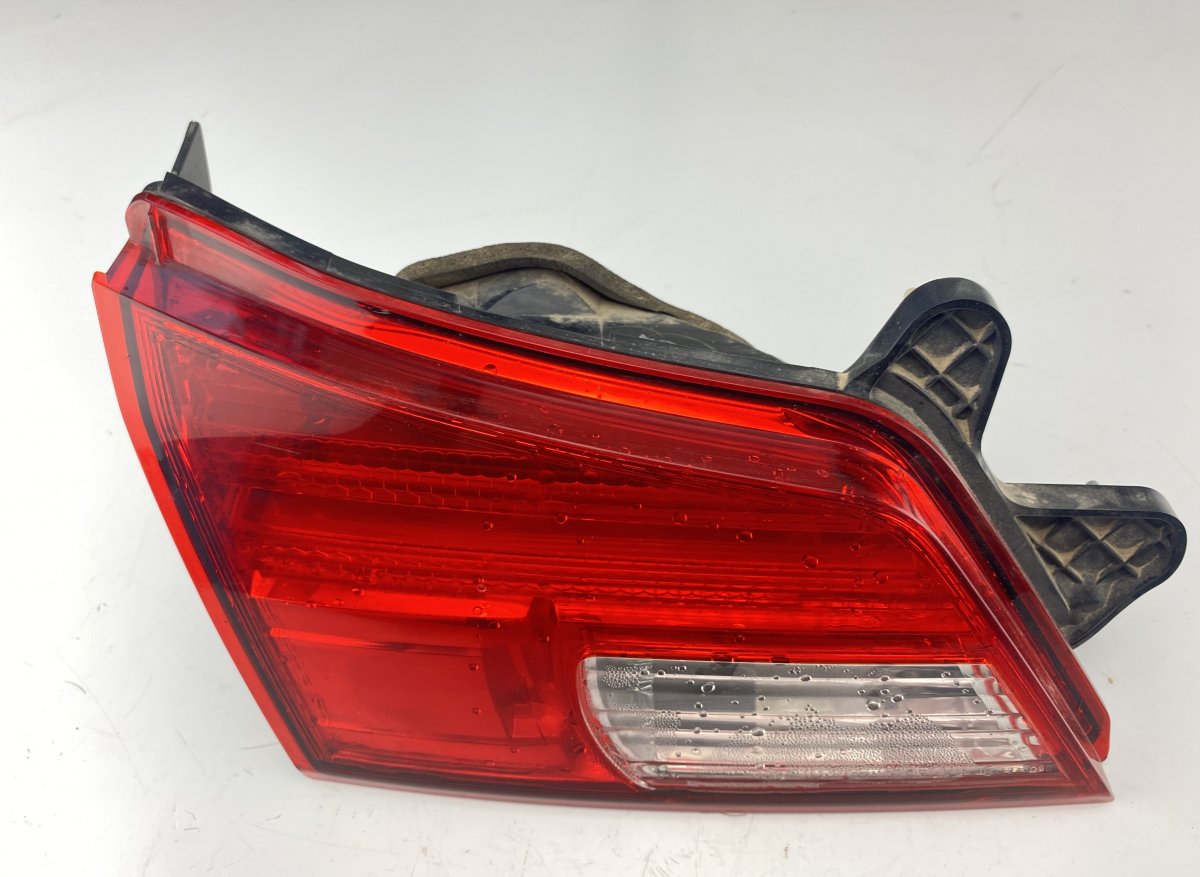 Subaru Legacy Inner tail light, left SUBARU LEGACY V / Outback (2009-2014) Inner tai...