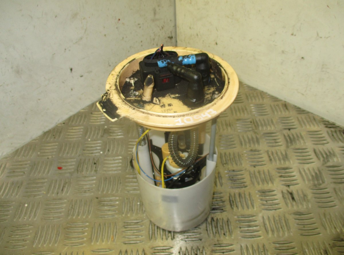 Volkswagen Golf 5 Fuel delivery pump VW GOLF VI (5K) (2008-2013) Fuel delivery pump ...