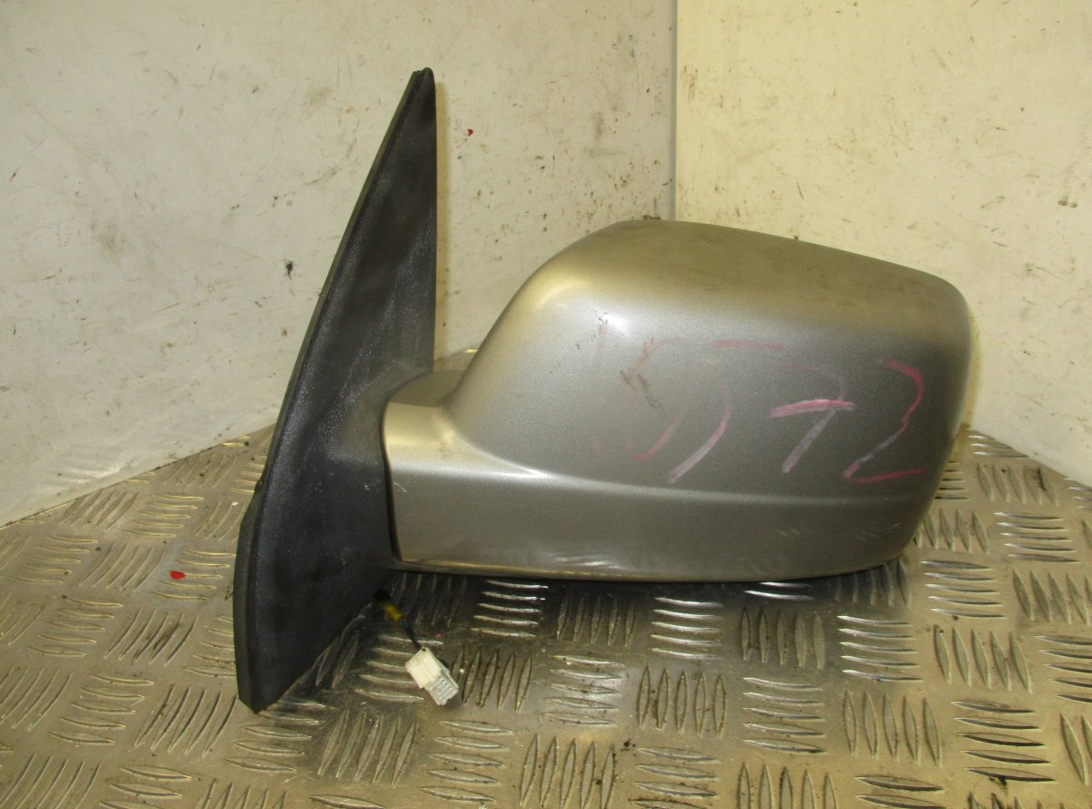 Nissan X-Trail mirror left NISSAN X-TRAIL I (T30) (2001-2007) Mirror left
...
