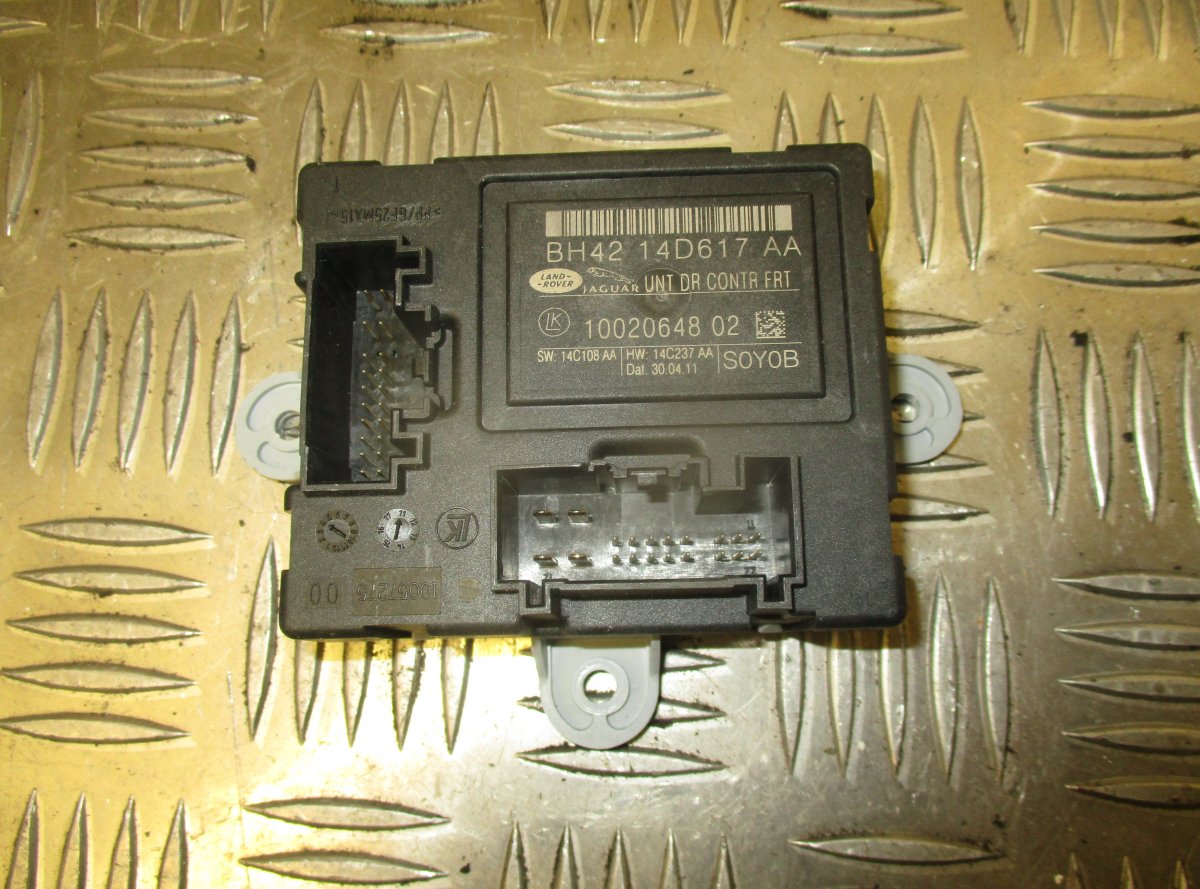 Jaguar XF Door control unit front left JAGUAR XF (X250, CC9) (2008-2015) Door control ...