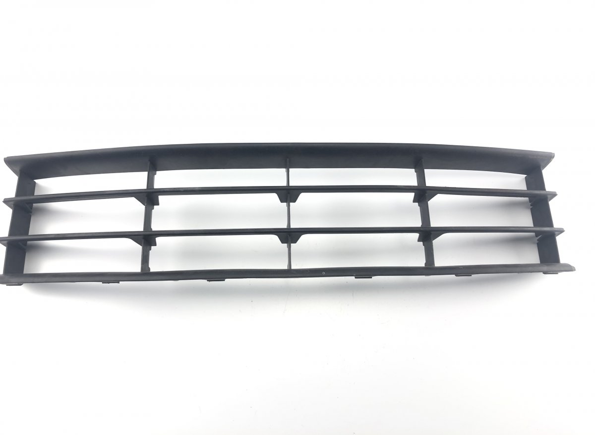 Skoda Octavia Front Bumper Grille central SKODA OCTAVIA II (1Z) (2004-2013) Front Bumper ...